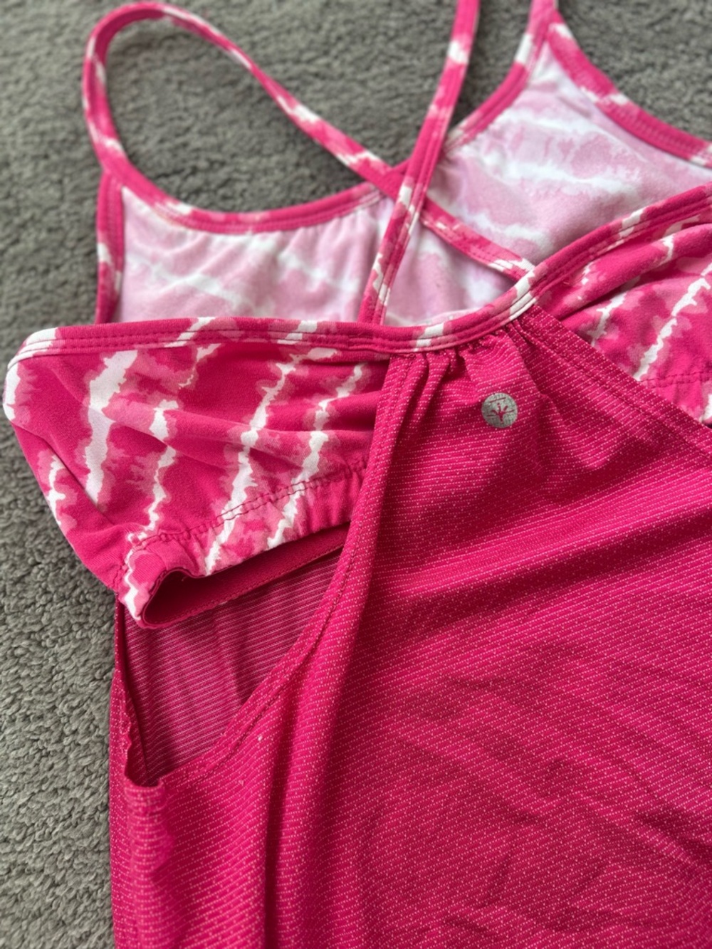 Soybu Hot Pink Tie-Dye Strappy Back Workout Tank Built-In Bra Yoga Size S - Picture 8 of 11